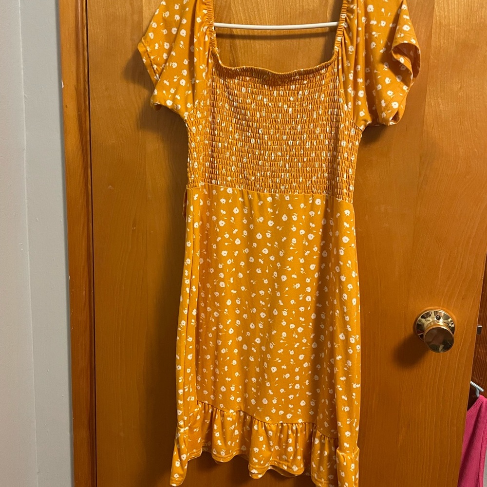 Yellow juniors dress
